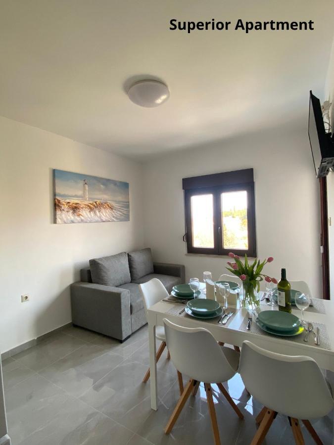 Apartments Zivko مالينسكا المظهر الخارجي الصورة