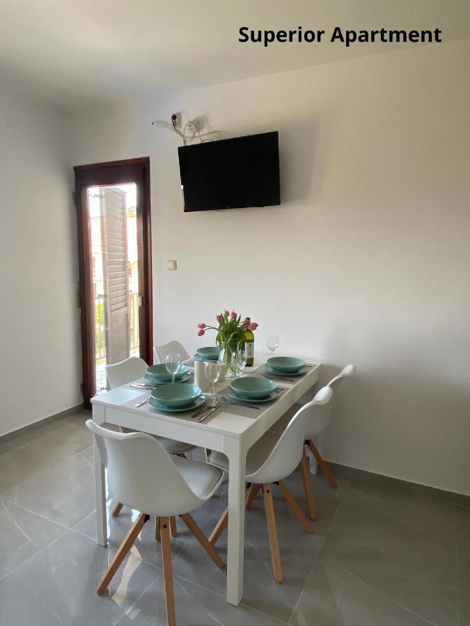 Apartments Zivko مالينسكا المظهر الخارجي الصورة