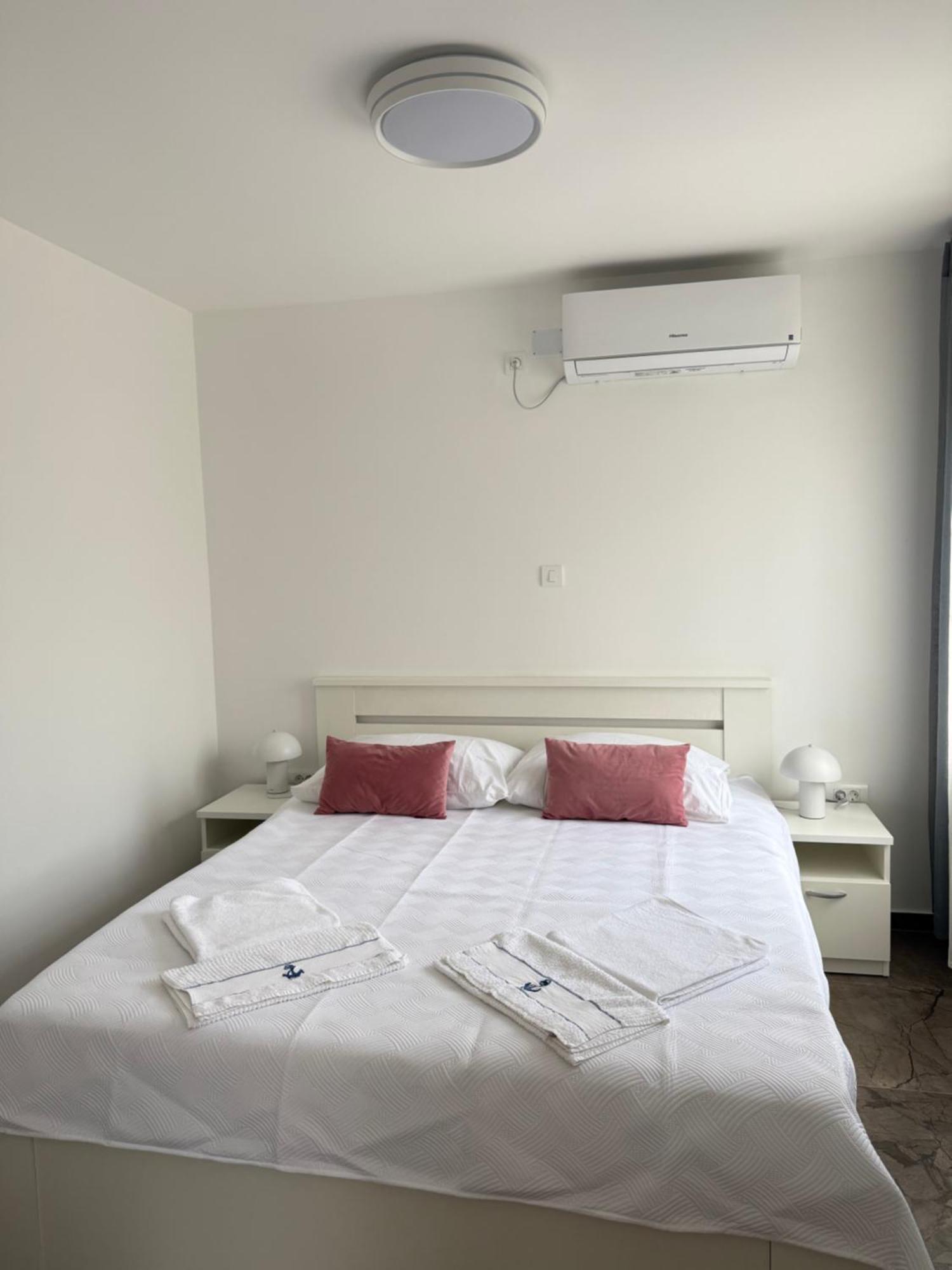 Apartments Zivko مالينسكا المظهر الخارجي الصورة